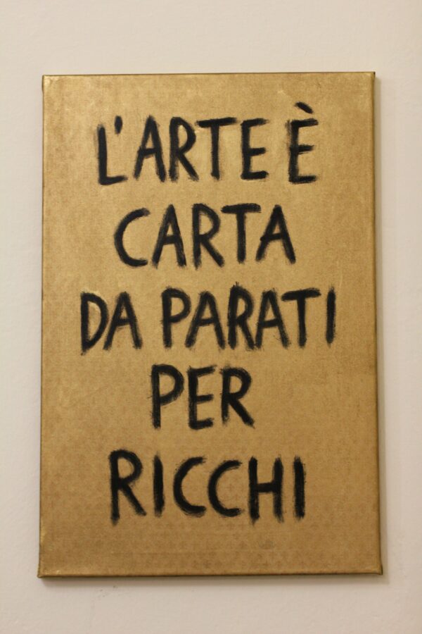 L'arte è carta da parati per ricchi <br><h5> Giulio Alvigini </h5>